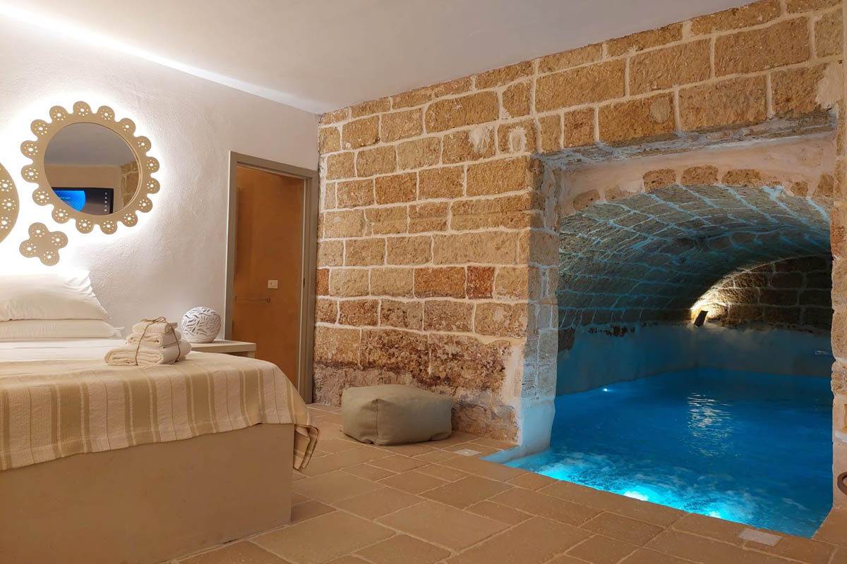 Camera Suite con piscina interna privata