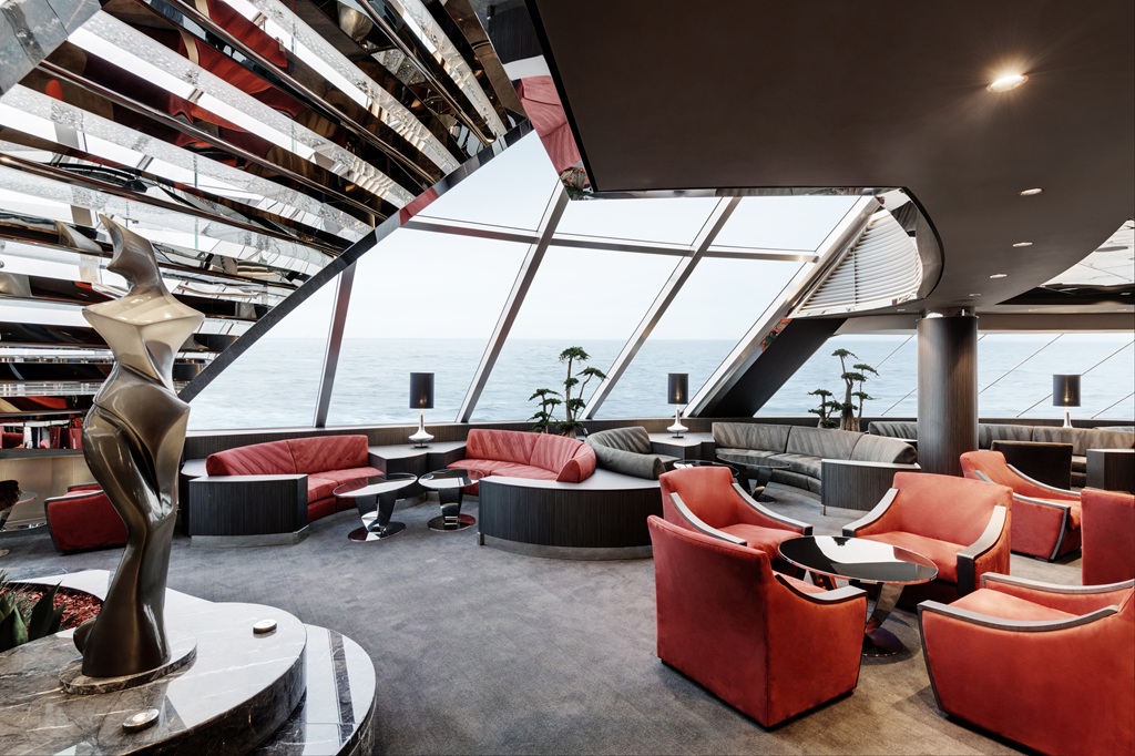MSC Grandiosa, MSC Yacht Club - Top Sail Lounge