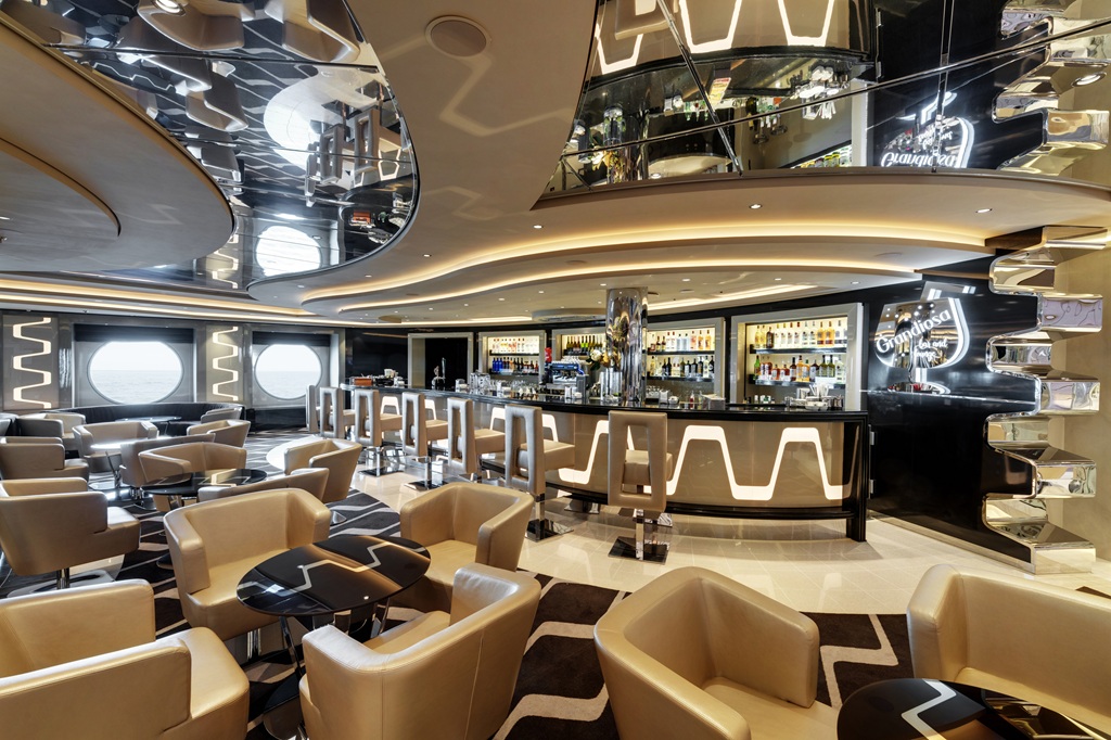 MSC Grandiosa, Grandiosa Bar & Lounge