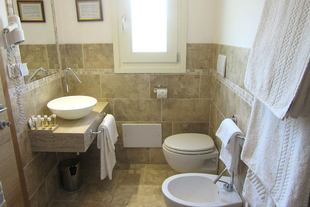 Salento110NP16CamereBagno1