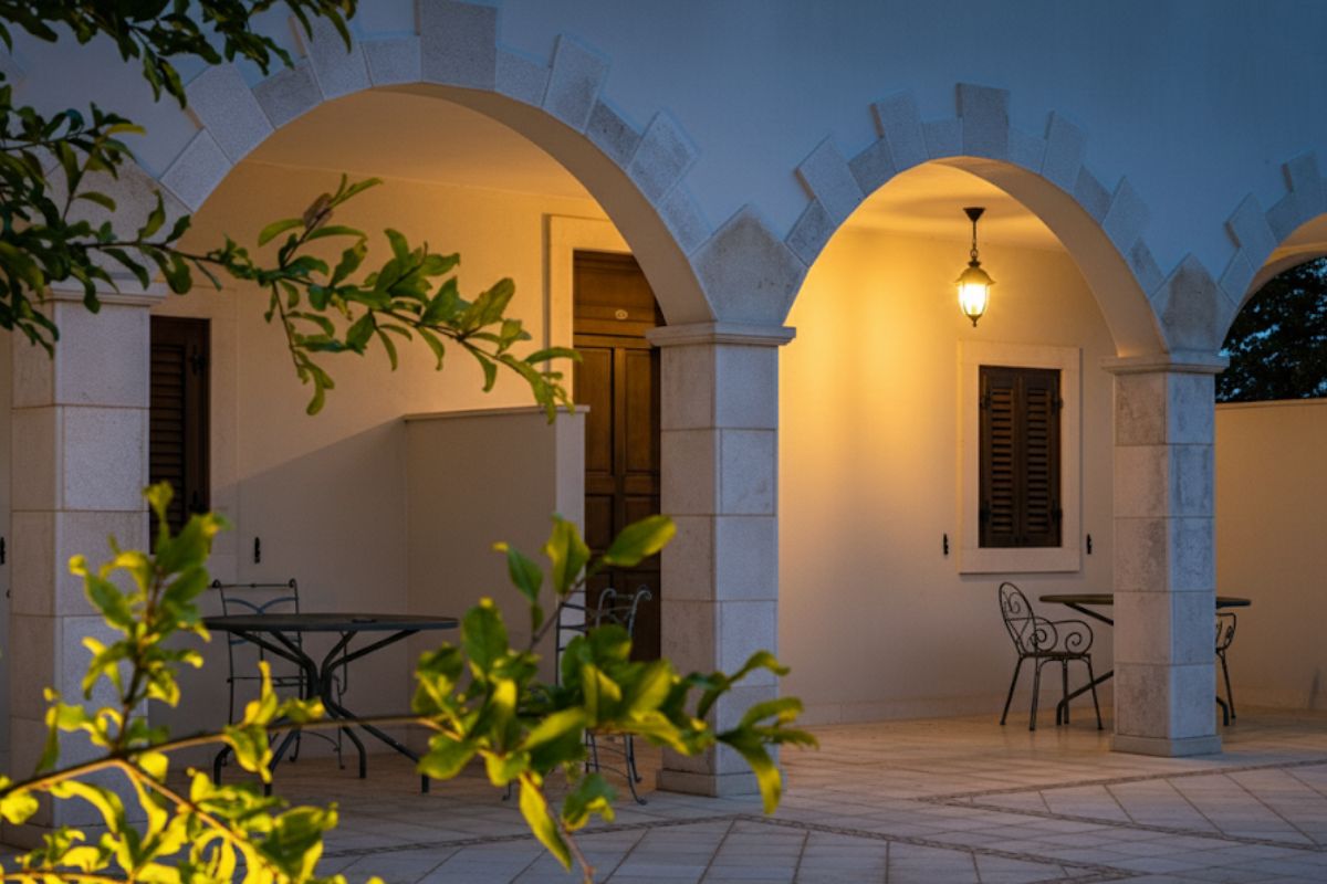Offerta di Natale 2025 in Masseria Terrazza elegante di una masseria mediterranea illuminata per una vacanza di Natale indimenticabile