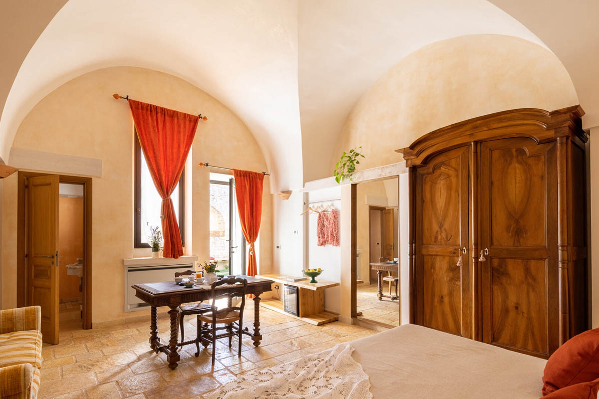 Camera con accesso dal giardino