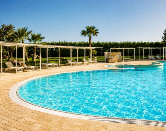 Perché scegliere un Ferragosto in Masseria in Puglia nel 2026